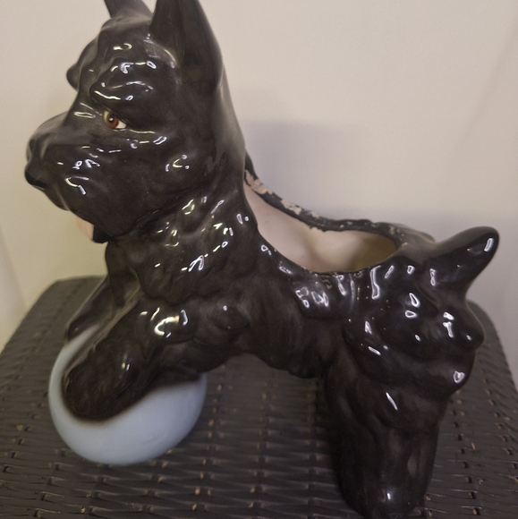 Scottie Dog Playing W/ Ball Porcelain Planter 8.5" long X 9" tall. - Picture 3 of 5
